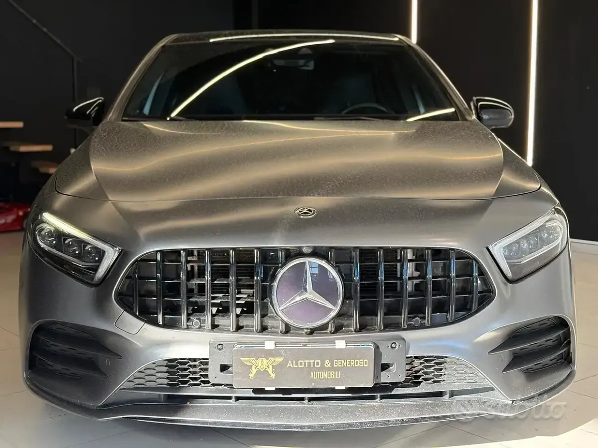 Usata Mercedes A250 Premium 224 CV (164 kW) 2019 Grigio Berlina