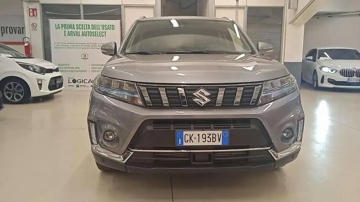 Usata Suzuki Vitara 129 CV (94 kW) 2023 Grigio SUV