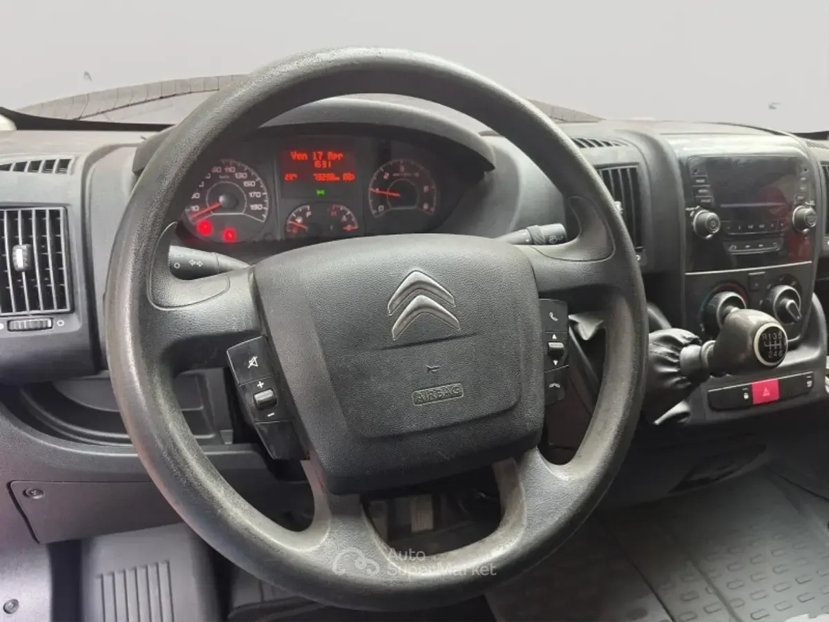 Usado Citroën Jumper 110 CV (80 kW) 2016 Azul Monovolumen