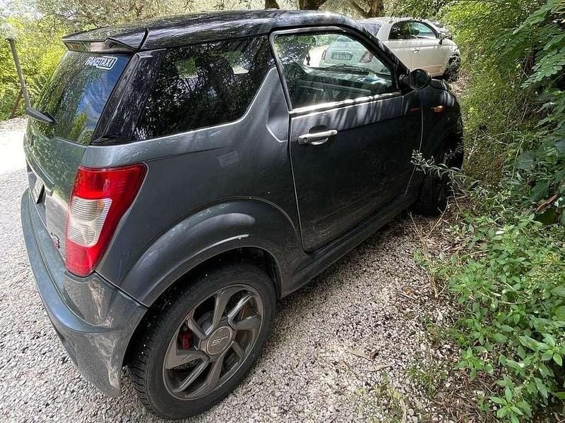 Usata Ligier JS50 106 CV (77 kW) 2018 Grigio Utilitaria