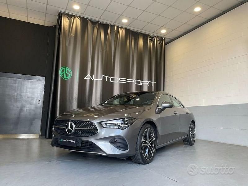 Usata Mercedes CLA180 Advanced 136 CV (100 kW) 2024 Grigio Berlina