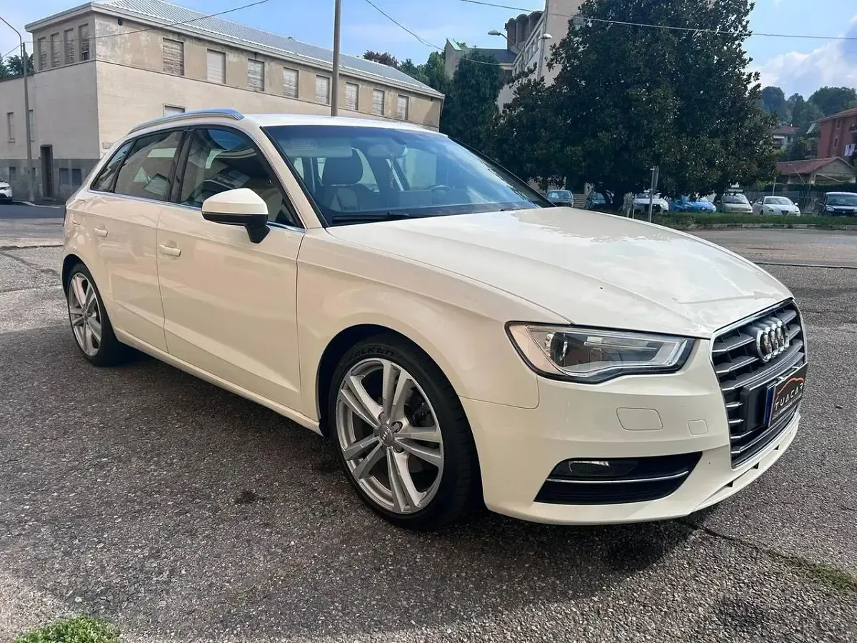 Usata Audi A3 Ambiente 150 CV (110 kW) 2013 Bianco Berlina