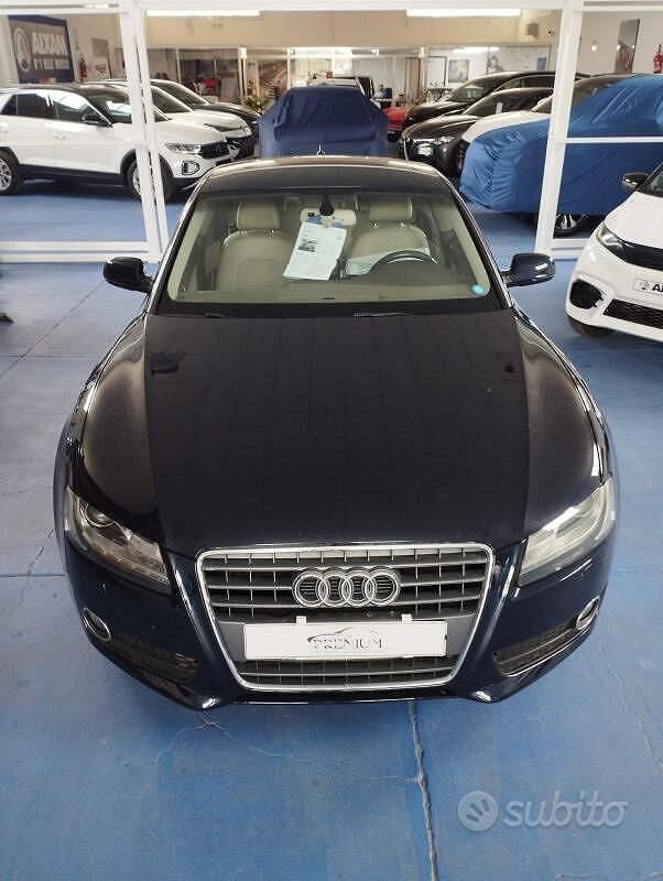 Usata Audi A5 Ambiente 2011 Grigio Coupé