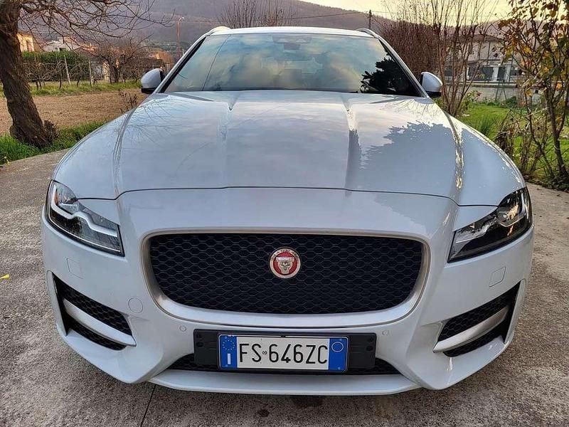Usata Jaguar XF Sportbrake R-Sport 179 CV (131 kW) 2018 Bianco Station wagon
