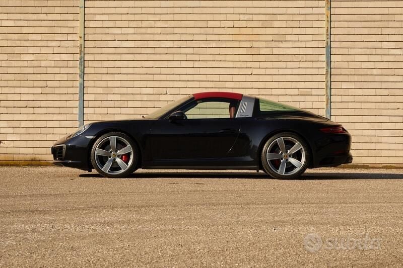 Usata Porsche 911 Targa 4S 420 CV (308 kW) 2016 Nero Cabrio