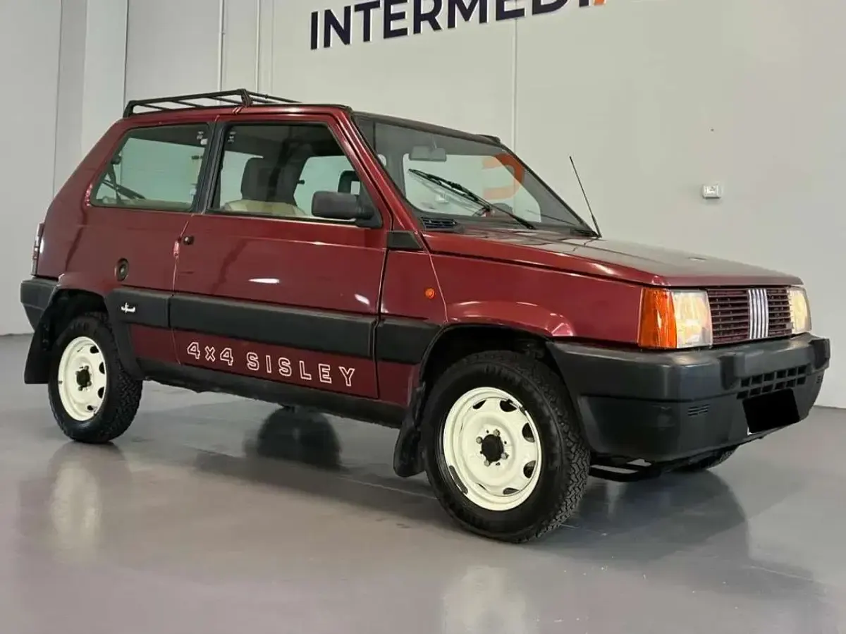 Usata Fiat Panda 4x4 50 CV (36 kW) 1988 Rosso Utilitaria