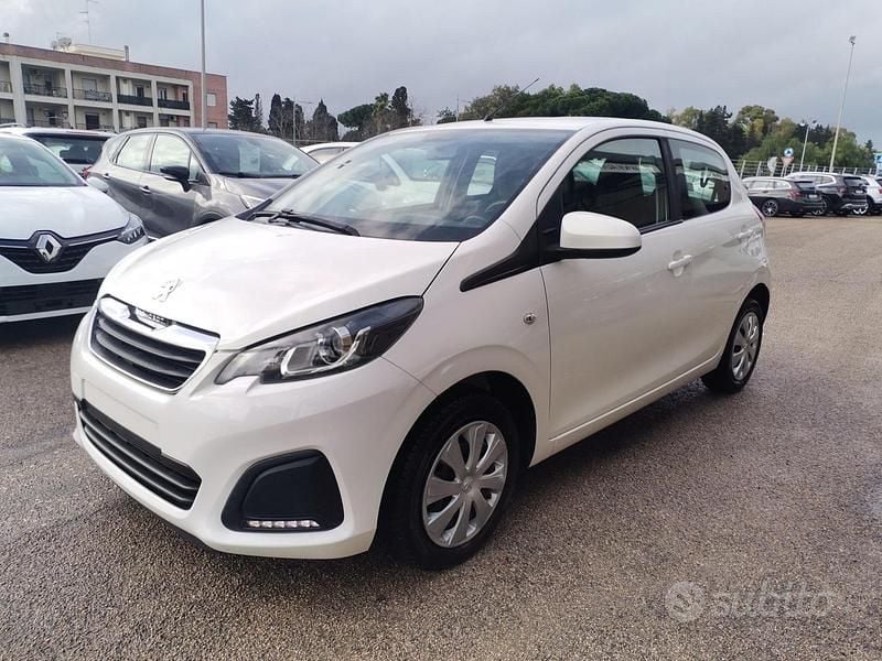 Usata Peugeot 108 Active 72 CV (52 kW) 2019 Bianco Utilitaria