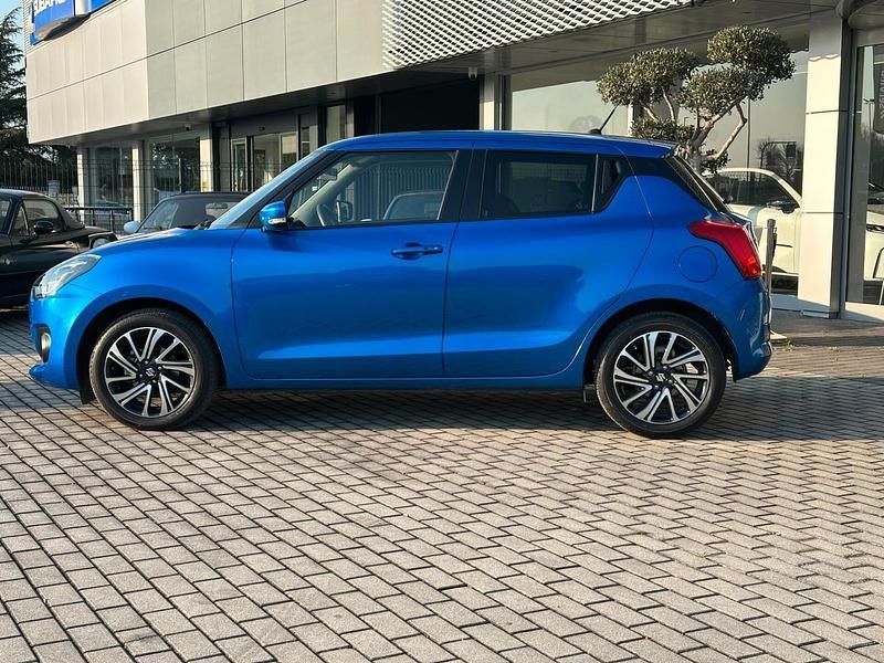 Usata Suzuki Swift 83 CV (61 kW) 2023 Blu Utilitaria