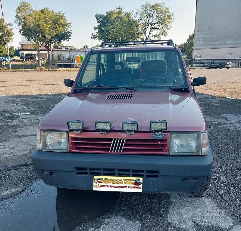 Usata Fiat Panda 4x4 Club 50 CV (36 kW) 1993 Rosso Utilitaria