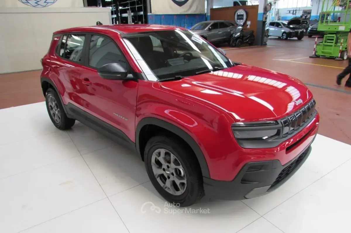Ny Jeep Avenger Longitude 101 HK (74 kW) 2026 Röd SUV