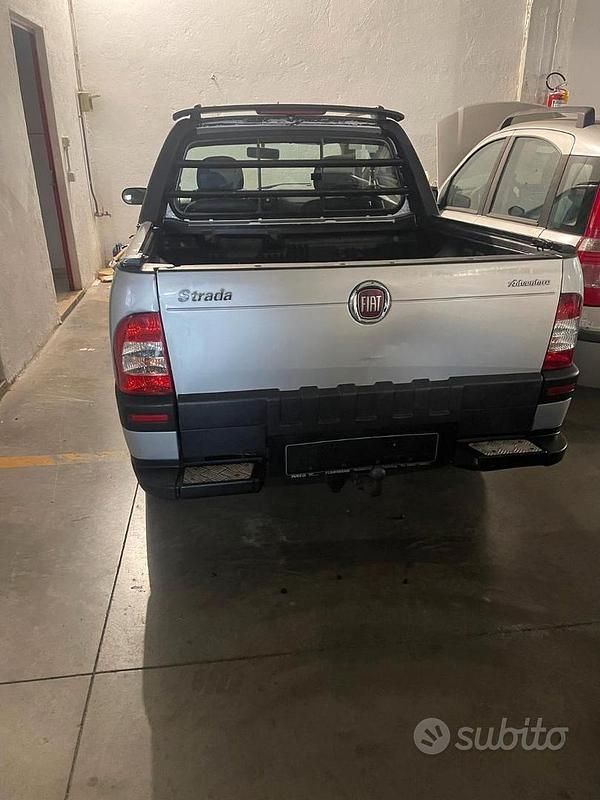 Usata Fiat Strada Trekking 2007 Grigio