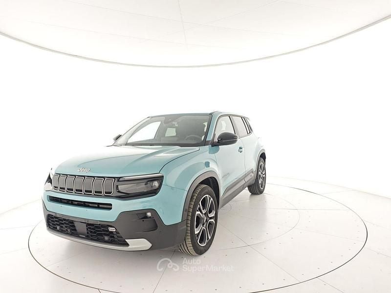 Usado Jeep Avenger Summit 101 HP (74 kW) 2024 Azul SUV