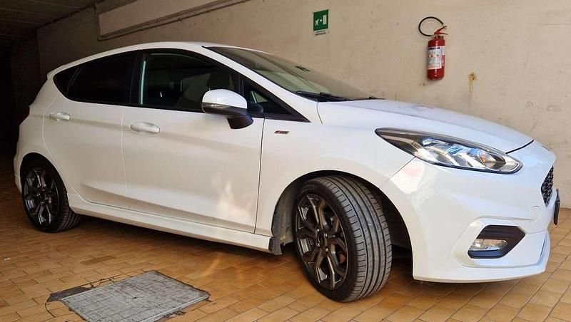 Usata Ford Fiesta ST-Line 125 CV (91 kW) 2018 Bianco Berlina