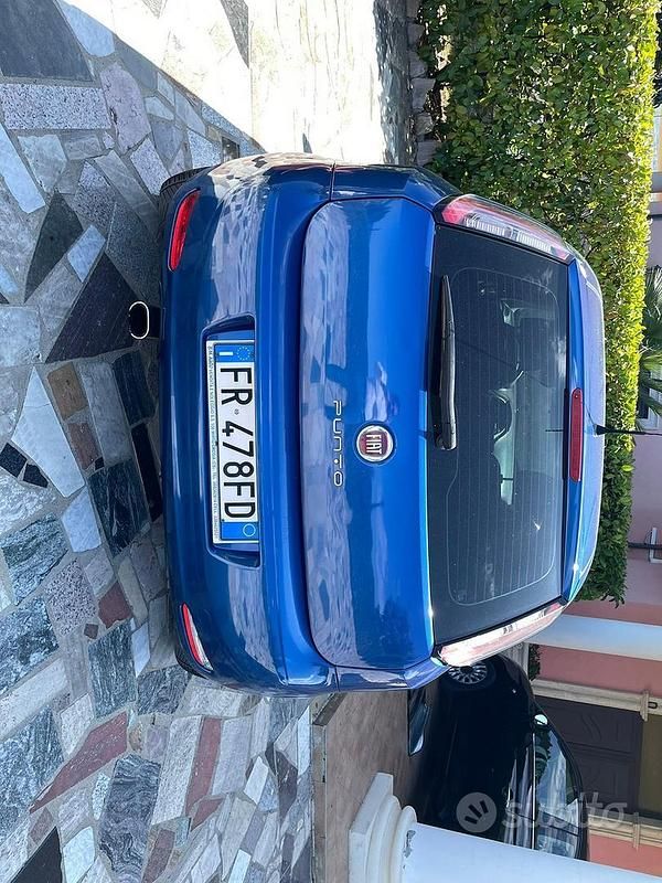 Usata Fiat Grande Punto 2013 Blu Utilitaria