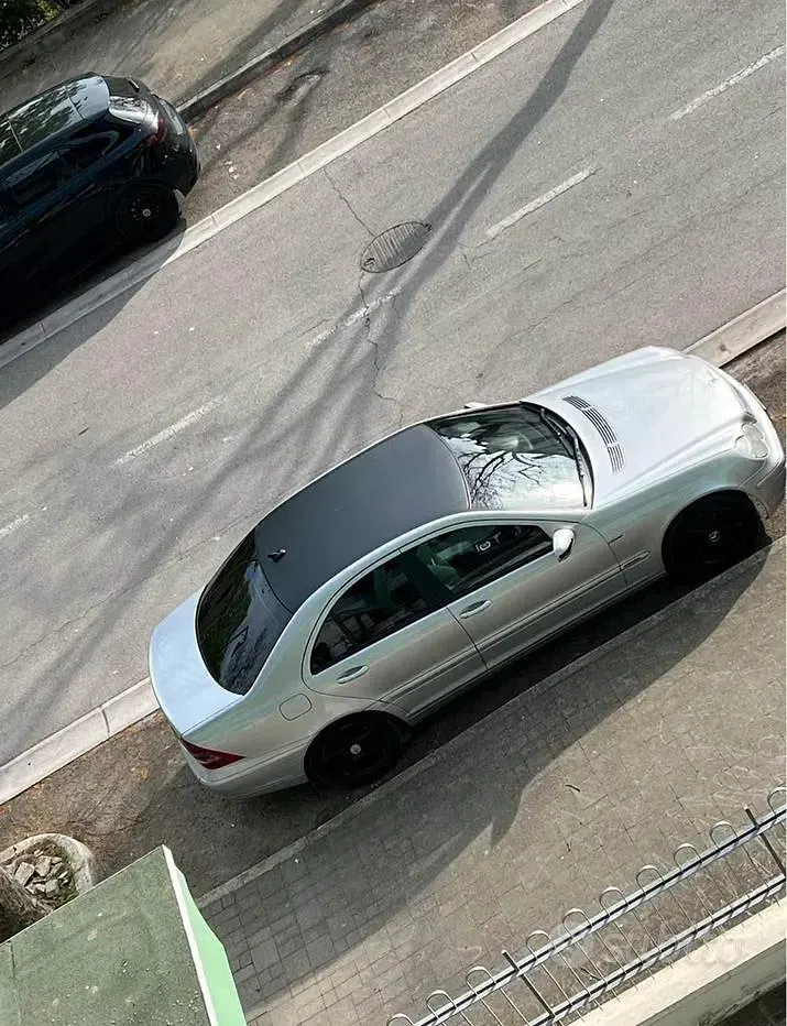 Usata Mercedes C200 122 CV (89 kW) 2003 Berlina