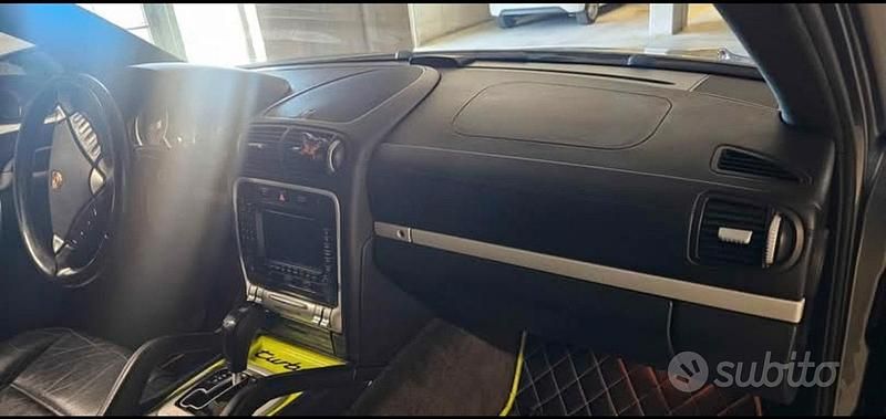 Usata Porsche Cayenne Turbo 500 CV (367 kW) 2009 Grigio SUV