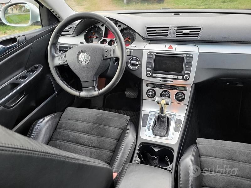 Usata VW Passat 170 CV (125 kW) 2007 Grigio Station wagon