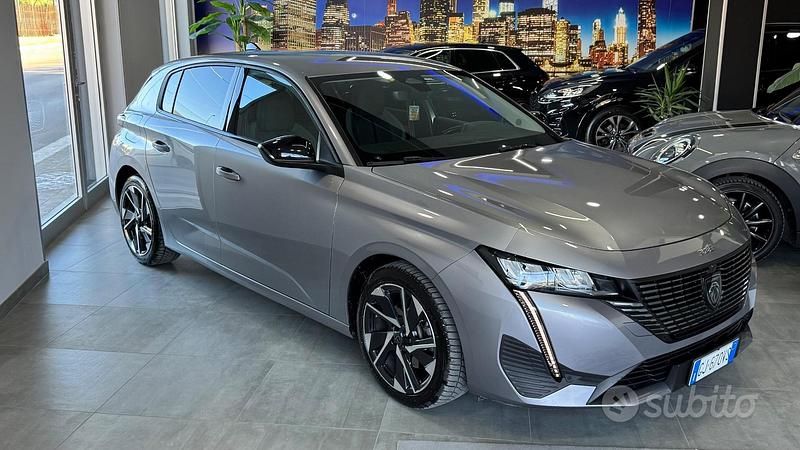 Usata Peugeot 308 Allure 130 CV (95 kW) 2022 Nero Berlina