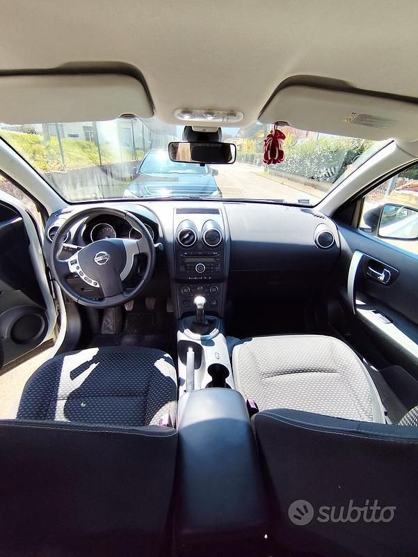 Usata Nissan Qashqai Acenta 117 CV (86 kW) 2008 Bianco SUV