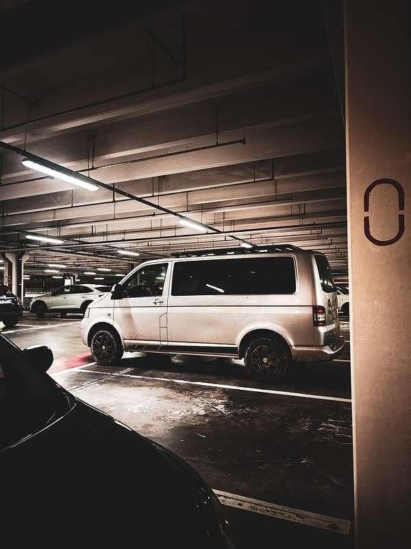 Usata VW Caravelle Comfortline 131 CV (96 kW) 2008 Monovolume