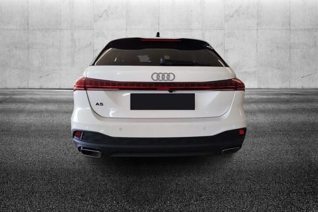 Usata Audi A5 Business 150 CV (110 kW) 2025 Bianco Station wagon