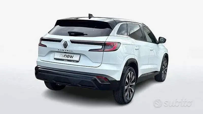 Usata Renault Austral Techno 158 CV (116 kW) 2024 Bianco SUV