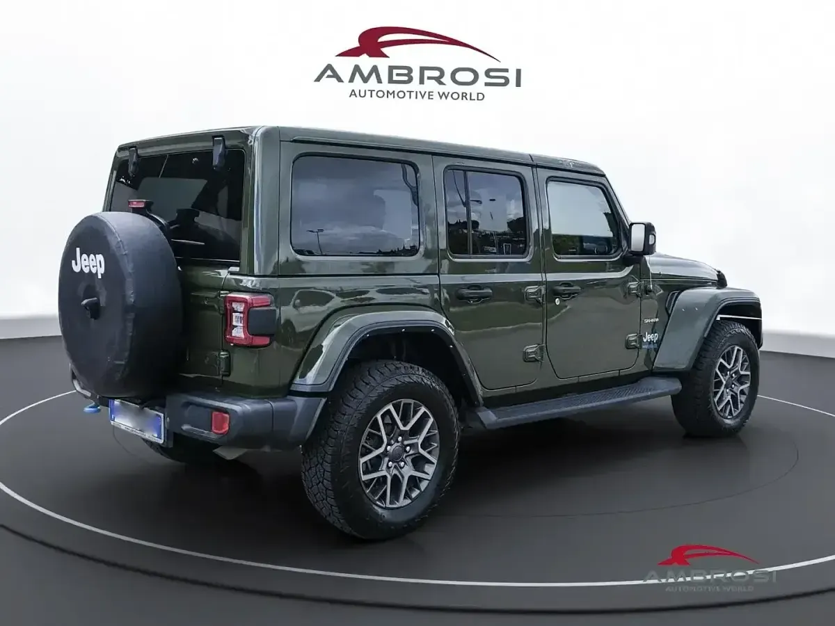 Begagnad Jeep Wrangler Sahara 272 HK (200 kW) 2022 Grön SUV