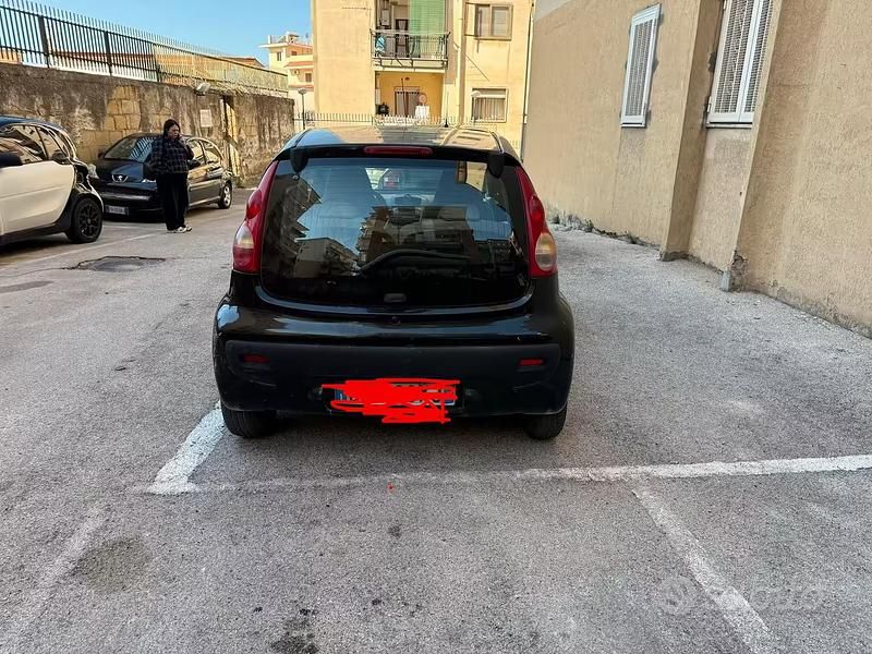 Usata Peugeot 107 68 CV (50 kW) 2008 Nero Utilitaria