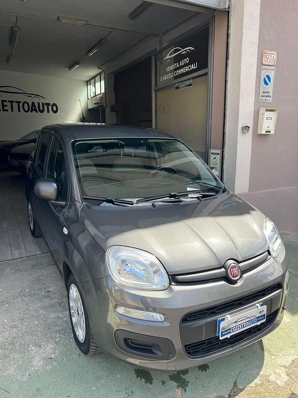 Usata Fiat Panda S 70 CV (51 kW) 2022 Grigio Utilitaria