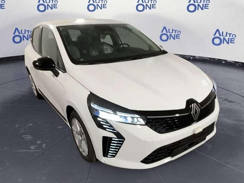 Usata Renault Clio V Evolution 101 CV (74 kW) 2025 Bianco Utilitaria