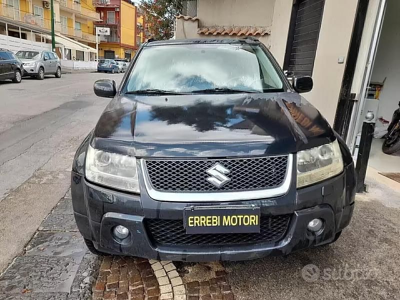 Usata Suzuki Grand Vitara 129 CV (94 kW) 2007 Nero SUV