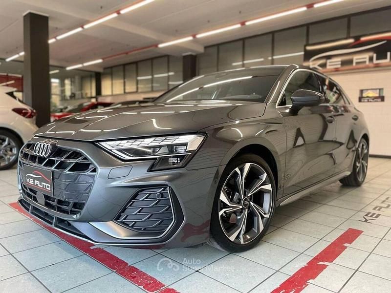 Nuova Audi A3 S-Line 150 CV (110 kW) 2026 Nero Berlina