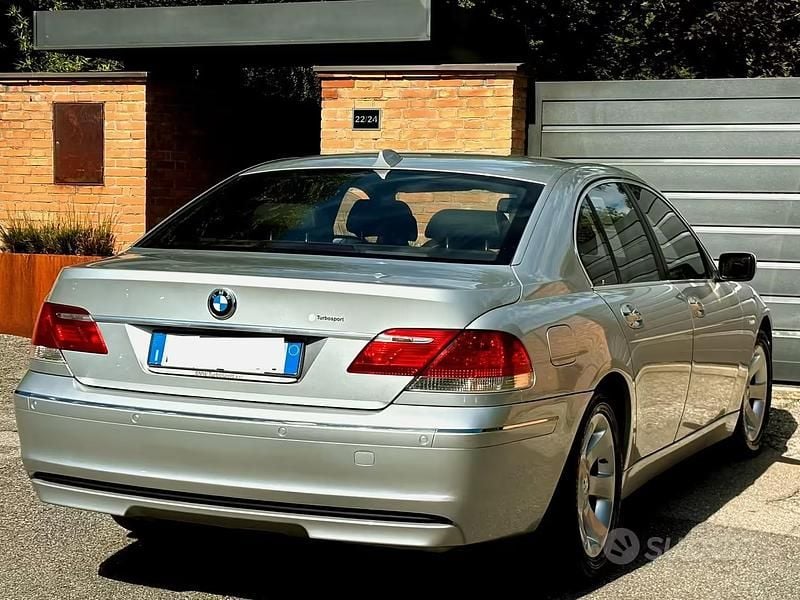 Usata BMW 730 Comfort Edition 231 CV (169 kW) 2007 Grigio Berlina