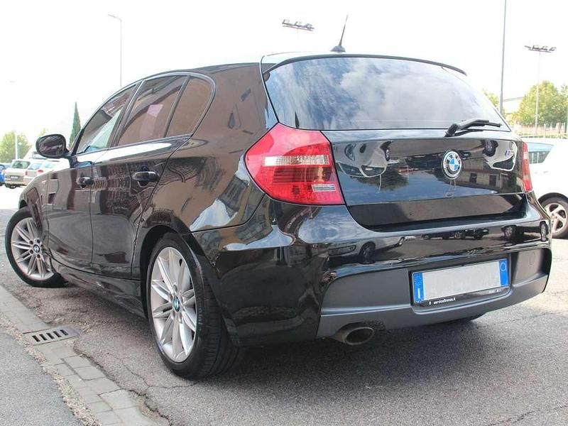 Usata BMW 118 Efficient Dynamics 143 CV (105 kW) 2011 Nero Utilitaria