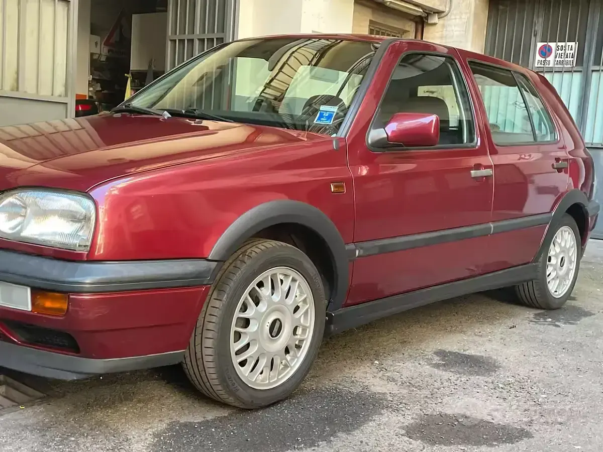 Usata VW Golf III GT 101 CV (74 kW) 1995 Berlina