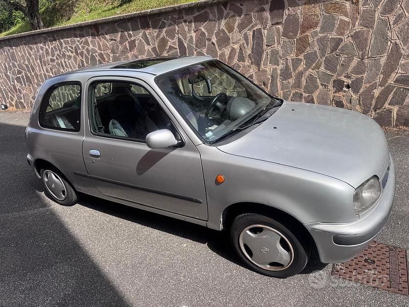 Usata Nissan Micra 75 CV (55 kW) 1996 Grigio Utilitaria