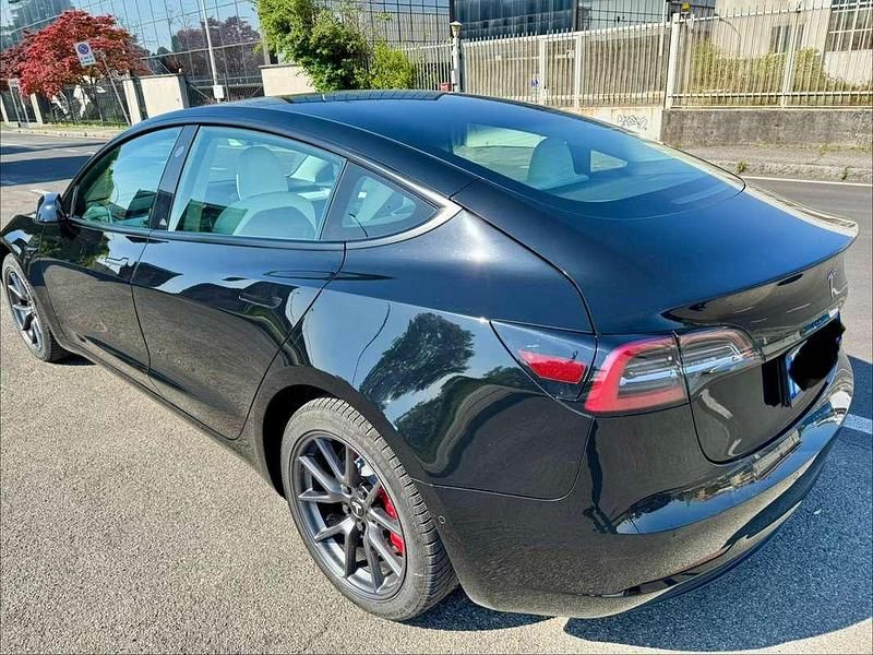 Usata Tesla Model 3 152 kW (208 CV) 2021 Nero Berlina
