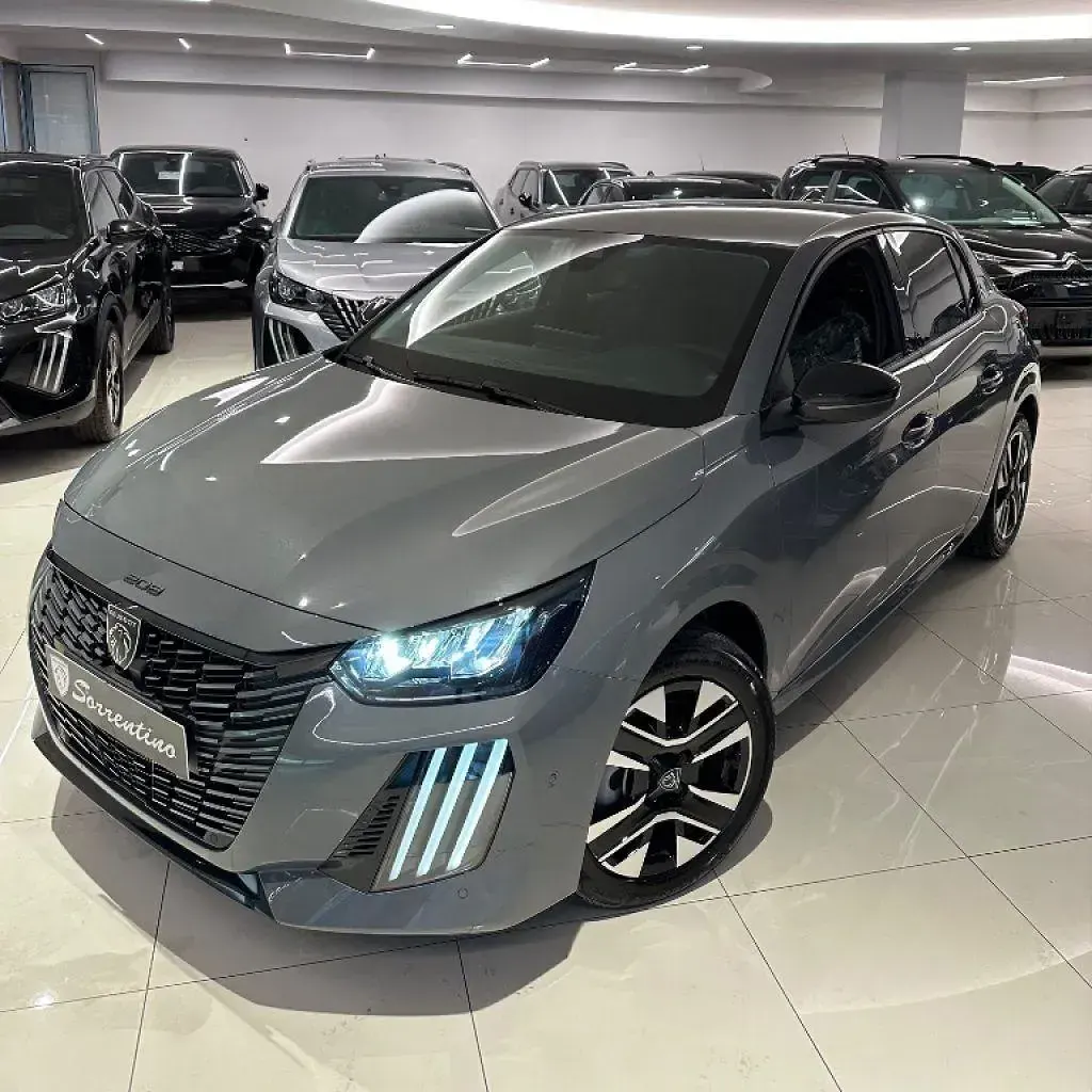 Nuova Peugeot 208 Allure Turbo 101 CV (74 kW) 2026 Viola Utilitaria