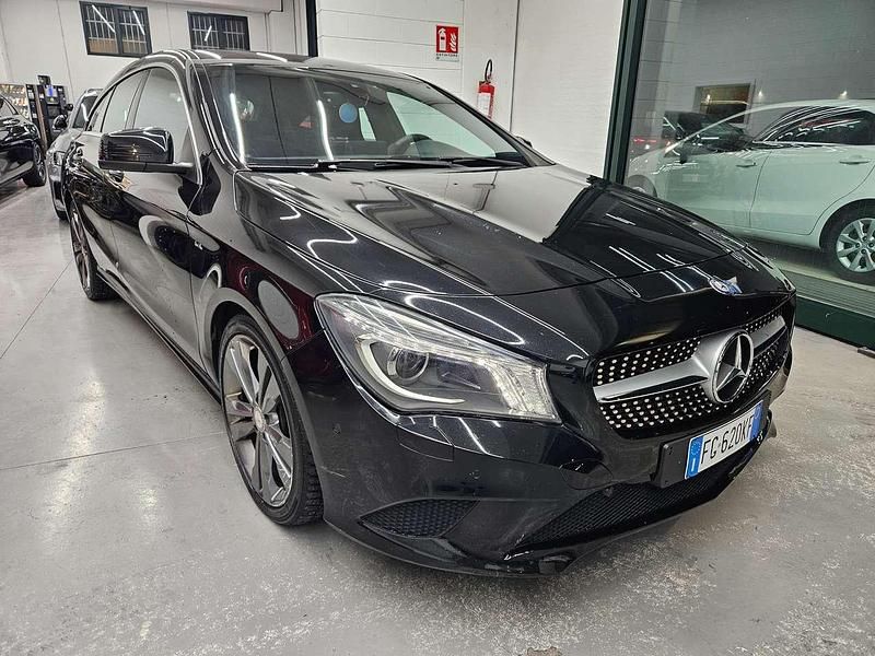 Nero Usata 2015 Mercedes CLA200 Shooting Brake Station wagon | 10.300 € (Ottimo prezzo) - Immagine 1/4