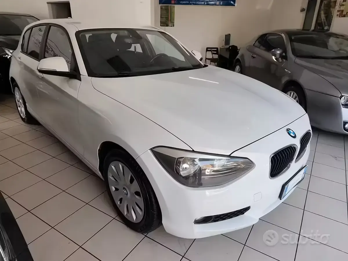 Occasion BMW 118 143 ch (105 kW) 2012 Blanc Citadine