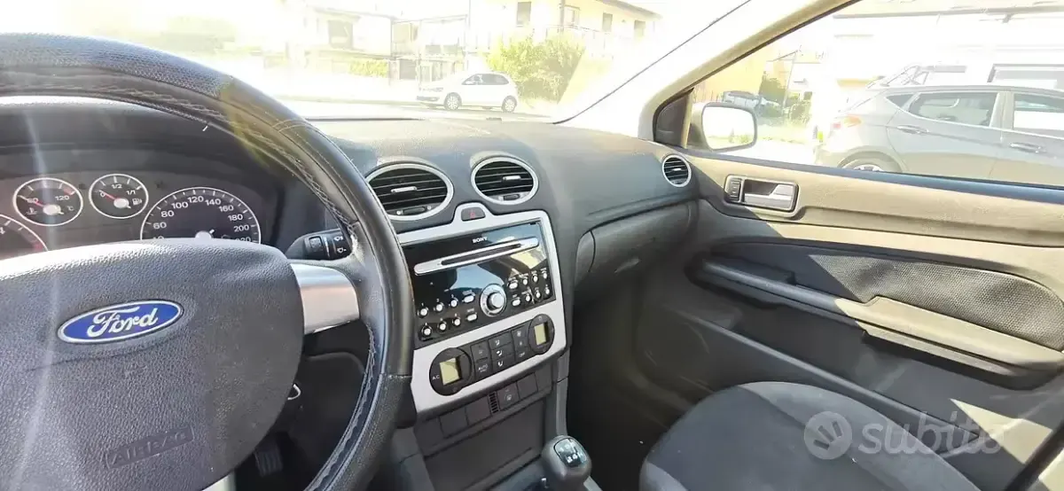 Usata Ford Focus 109 CV (80 kW) 2005 Nero Berlina