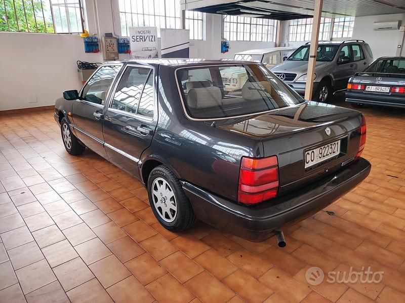 Usata Lancia Thema 176 CV (129 kW) 1986 Nero Coupé