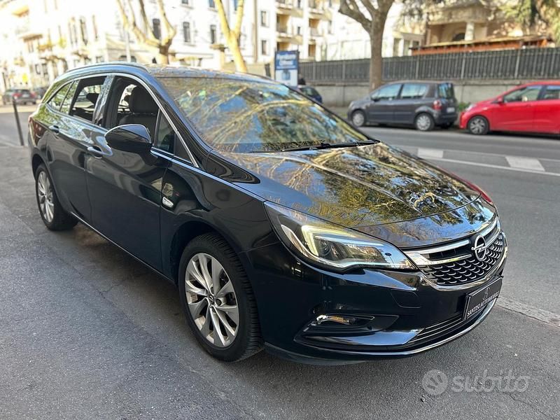 Usata Opel Astra Dynamic 110 CV (80 kW) 2019 Nero Station wagon