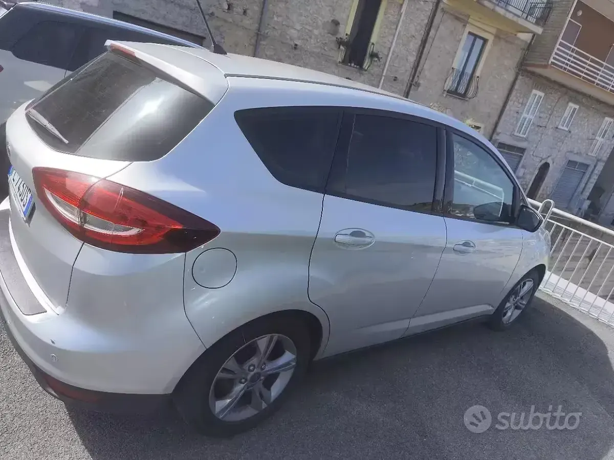 Usata Ford C-MAX 120 CV (88 kW) 2017 Monovolume