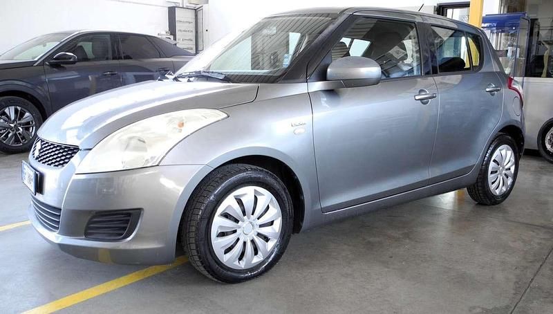 Gebraucht Suzuki Swift GL 75 PS (55 kW) 2013 Grau Kleinwagen