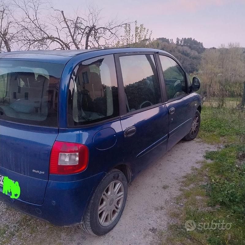 Usata Fiat Multipla 120 CV (88 kW) 2008 Blu Monovolume