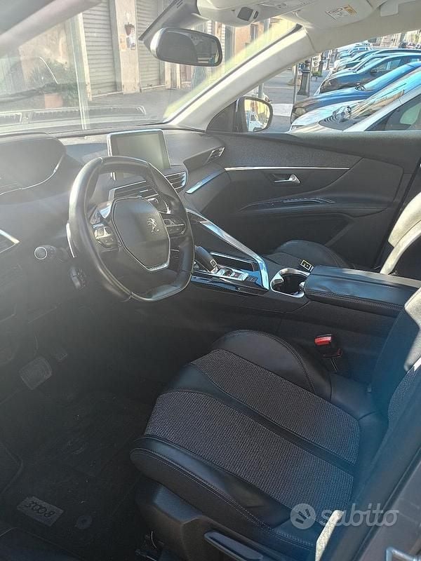 Usata Peugeot 3008 131 CV (96 kW) 2018 Grigio Station wagon
