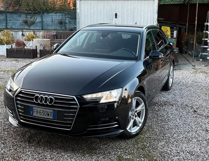 Usata Audi A4 150 CV (110 kW) 2017 Nero Station wagon