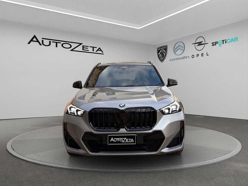 Begagnad BMW X1 M Sport 150 HK (110 kW) 2024 Grå SUV
