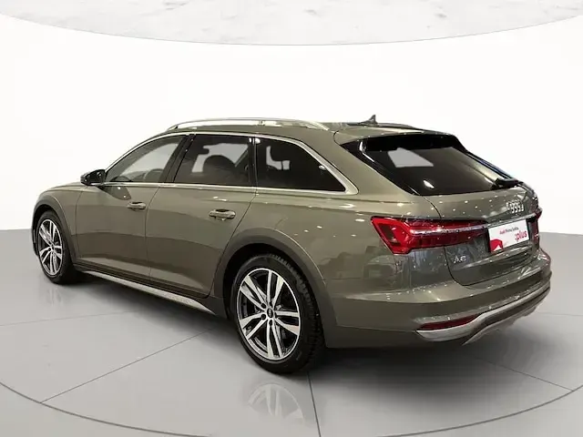 Usata Audi A6 Allroad Advanced 204 CV (150 kW) 2024 Grigio chronos metallizzato Station wagon